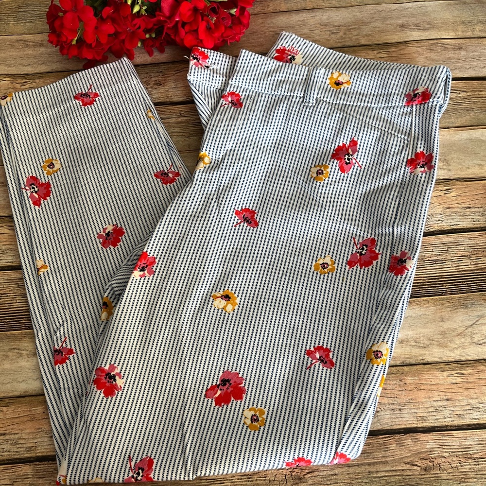 Old Navy Blue & White Striped Cropped Pants with Red & Yellow Floral Print